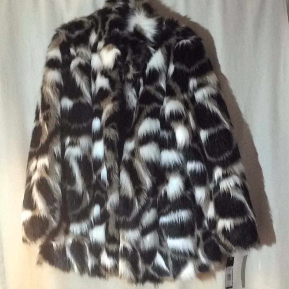Bianca faux fur coat, size med